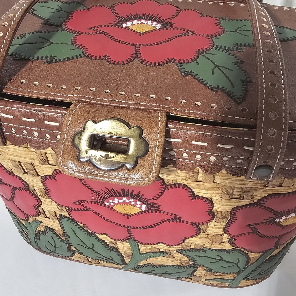 Isabella Fiore Flower Basket Satchel - Picture 4 of 16